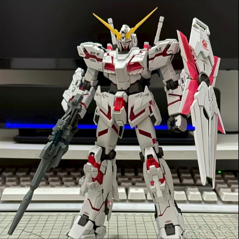 Model Kit Barbatos - Assembled Model HG Unicorn 1/144 Jim