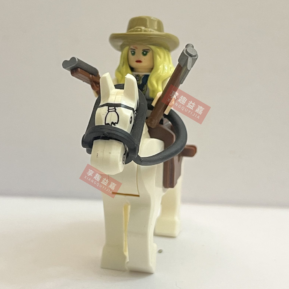 Police Wolf or Deer Detective  - Model Kit Valkyrie recensione e prezzo