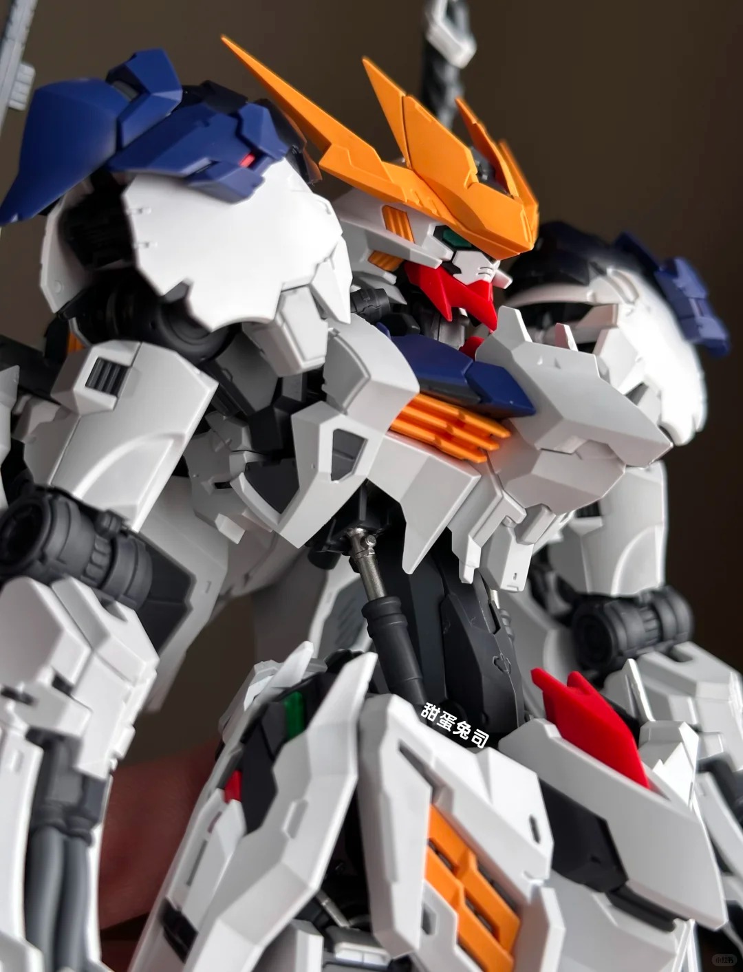 LUNAVOR MG 1/100 Wolf King Bar - Model Kit Barbatos recensione e prezzo