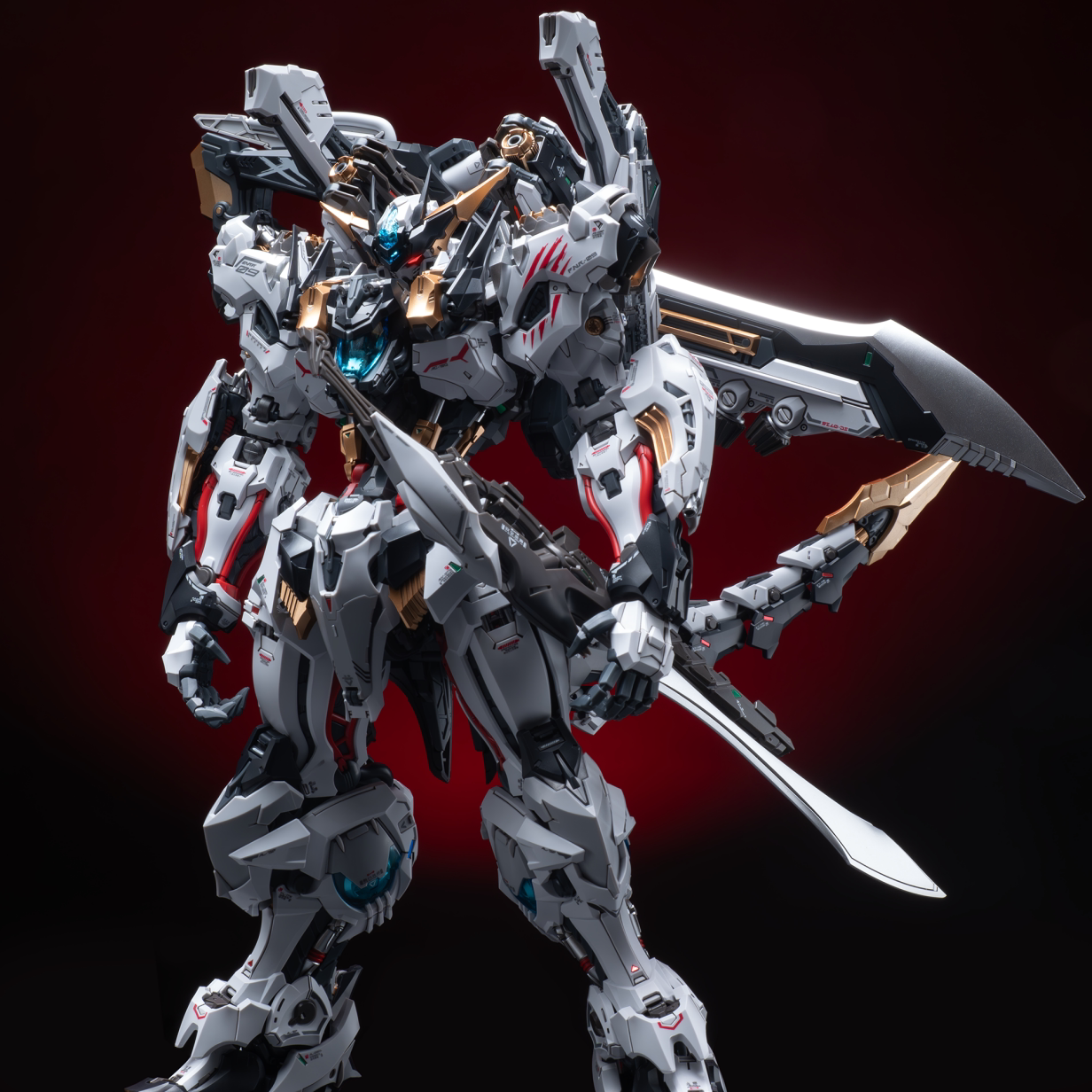 In Stock Infinite Dimension FE - Model Kit Infinite Dimension recensione e prezzo