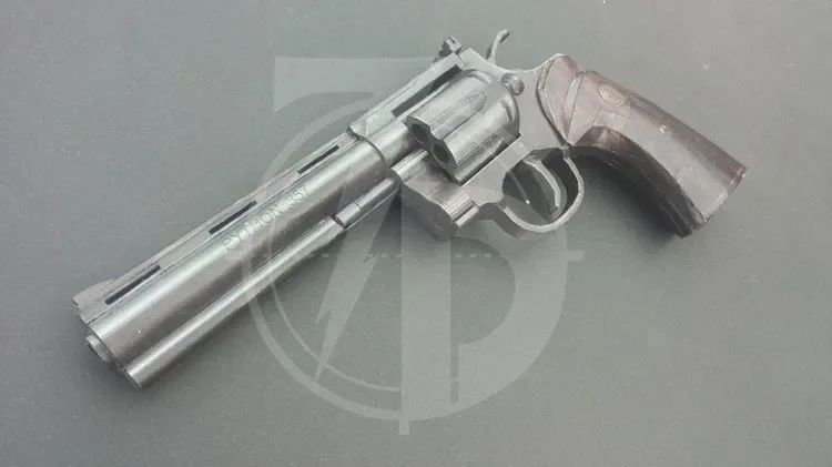 1:1 Revolver Python Gun 3D Pap - Model Kit Revolver recensione e prezzo