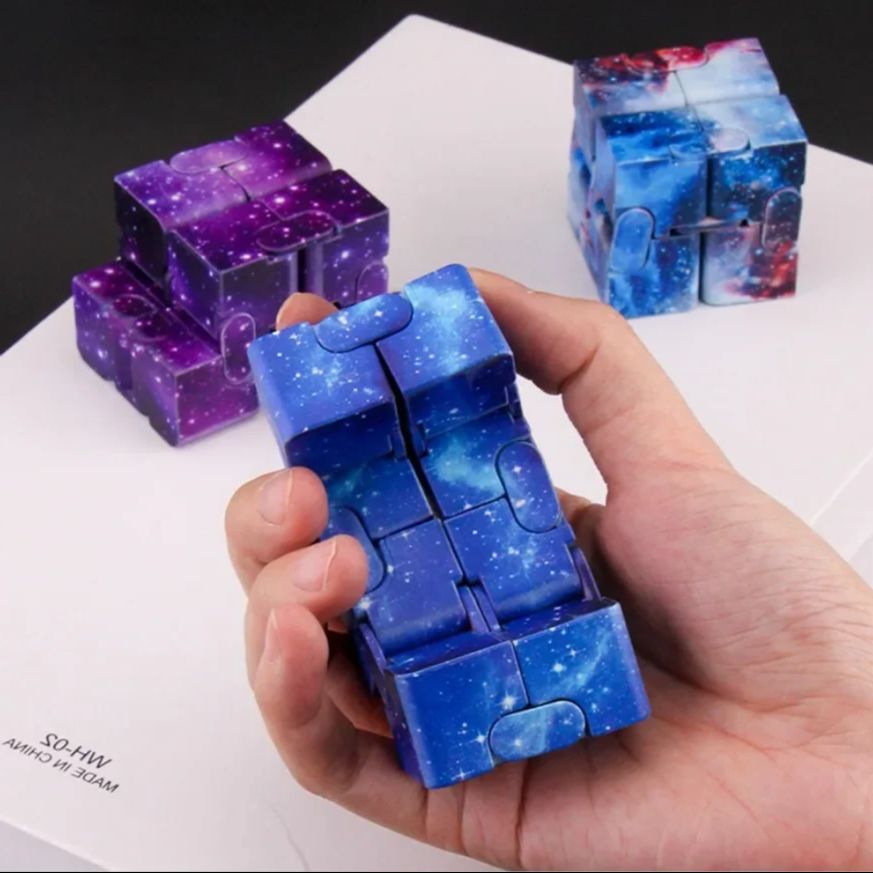 Infinite Flip Magic Cube Starr - Model Kit Infinite Dimension recensione e prezzo